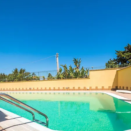 Nettuno Con Piscina Privata Villa