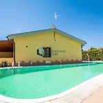 Nettuno Con Piscina Privata Villa Campofelice Di Roccella